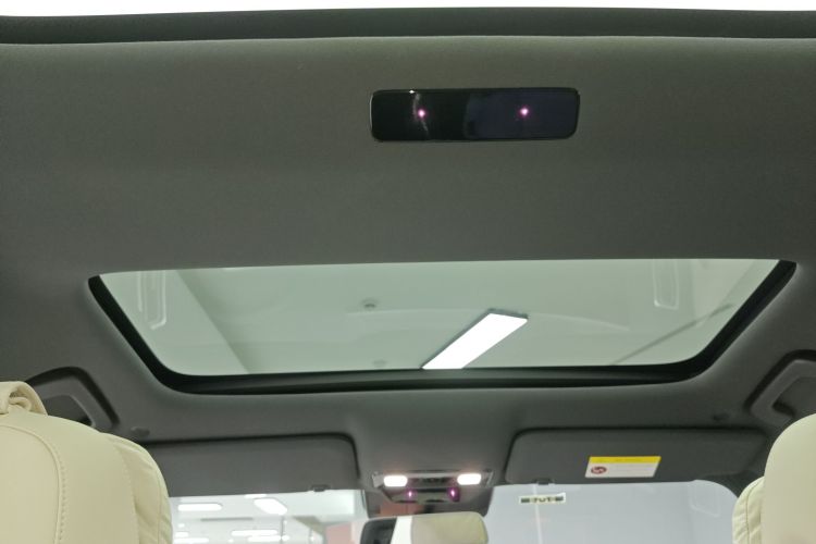 理想汽车 理想L8 2023款 Air局部细节22