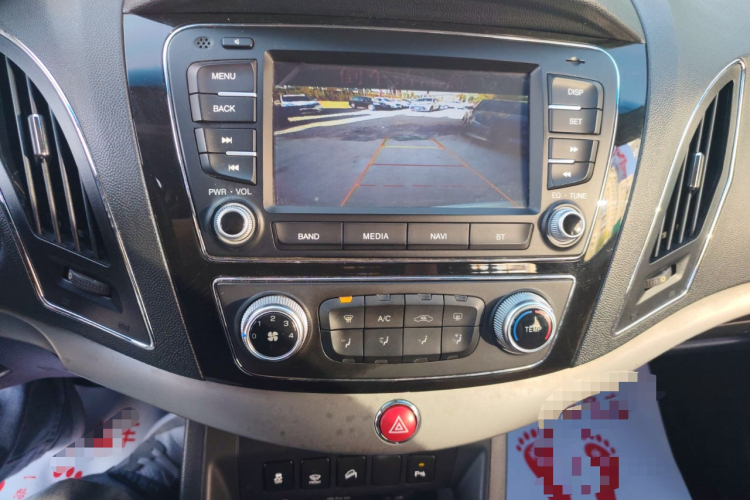 江汽集团 瑞风S5 2013款 2.0T 手动尊享版中控内饰16