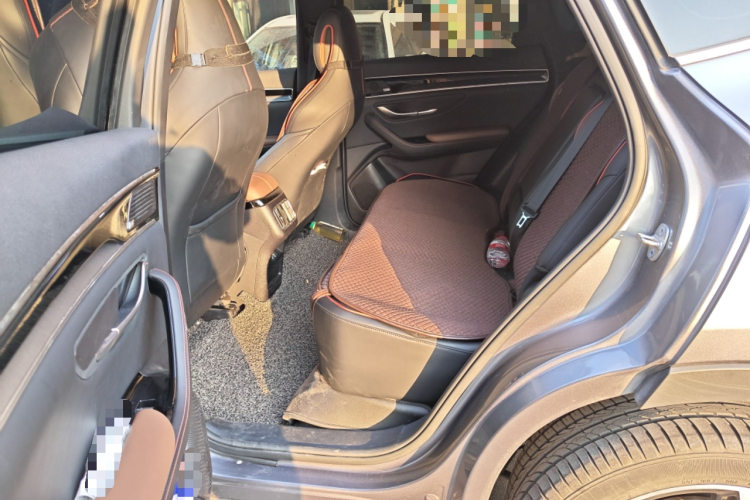 比亚迪 宋PLUS 2020款 1.5T 自动尊贵型中控内饰21