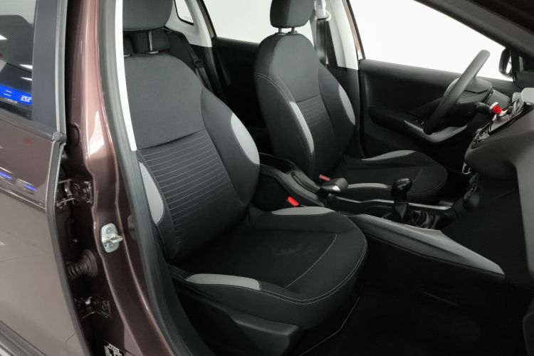 标致2008 2014款 1.6L 手动潮流版局部细节41