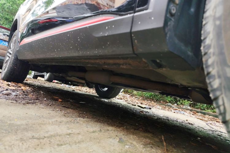 长安CS75 PLUS 2022款 1.5T 自动尊贵型机舱底盘29