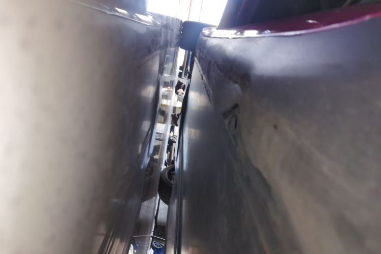 特斯拉 Model 3 2021款 Performance高性能全轮驱动版局部细节9002