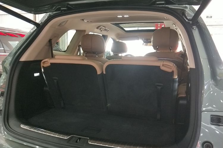 鸿蒙智行 问界M7 2022款 1.5T 四驱旗舰版机舱底盘23