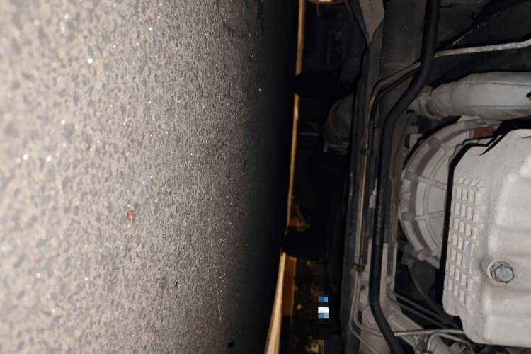 江汽集团 星锐 2021款 2.2T 捷运王快运型局部细节9008