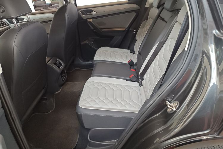 大众 探岳 2023款 改款 380TSI 四驱R-Line高能版中控内饰21