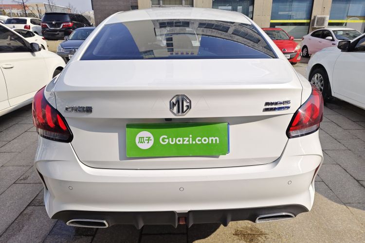 名爵 MG5 2021款 改款 180DVVT CVT青春豪华版车身外观6