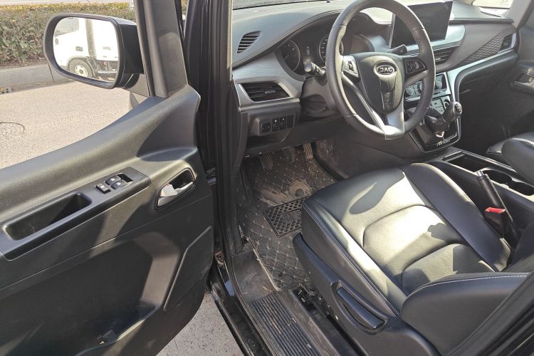 江淮瑞风 瑞风M3 2023款 PLUS 1.5T 7/8座智联版中控内饰20