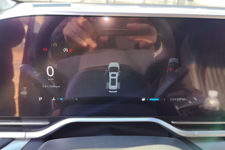 上汽大通MAXUS 大通G90 2022款 2.0T 星河七座版中控内饰14