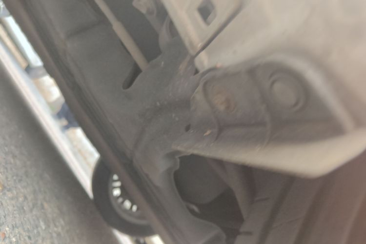 雷克萨斯ES 2015款 200 精英版局部细节9003