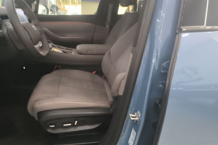 蔚来ES7 2022款 75kWh中控内饰19