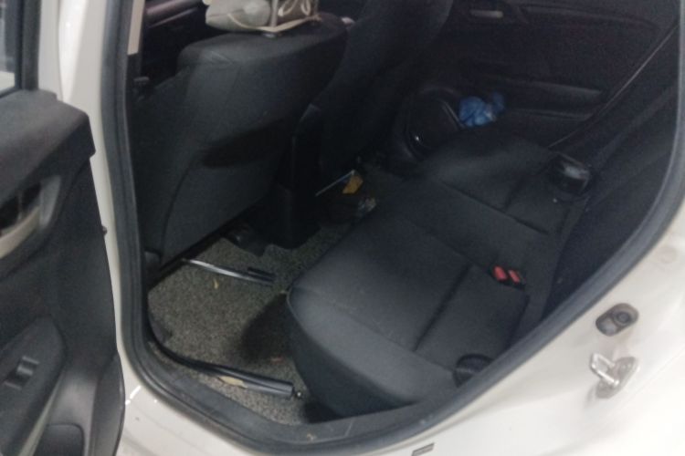 本田 飞度 2016款 1.5L LXS CVT舒适天窗版中控内饰7004