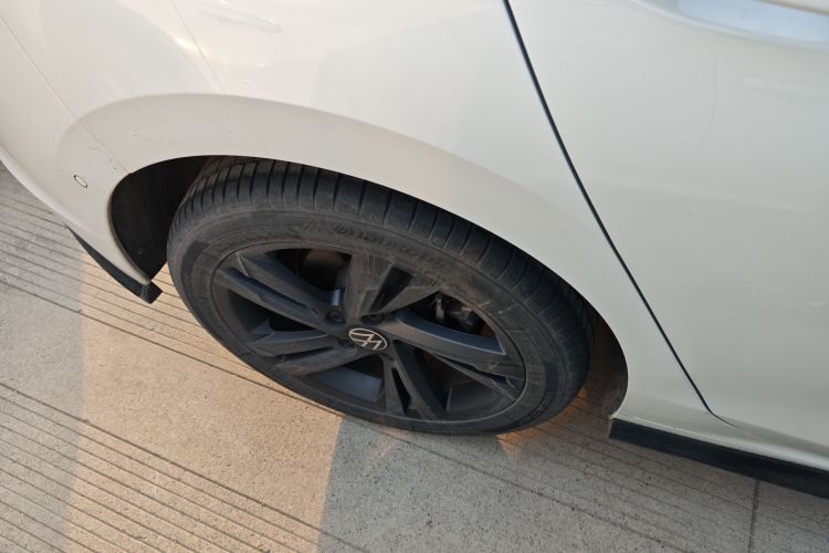 大众 高尔夫 2023款 改款 280TSI DSG R-Line Lite车身外观6006