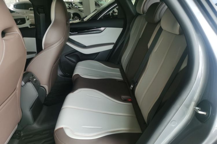 比亚迪 秦PLUS 2024款 荣耀版 DM-i 55KM领先型中控内饰21