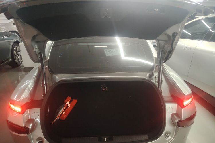 小鹏P7 2022款 625E局部细节23