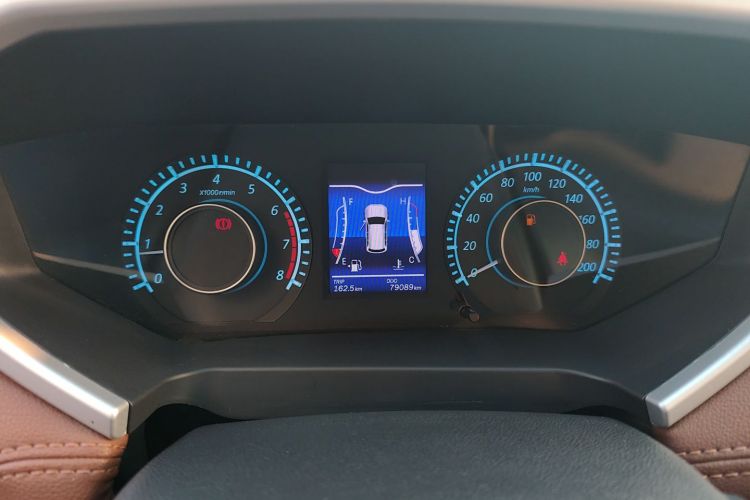 北汽昌河M70 2017款 1.5L 手动航空舱中控内饰14