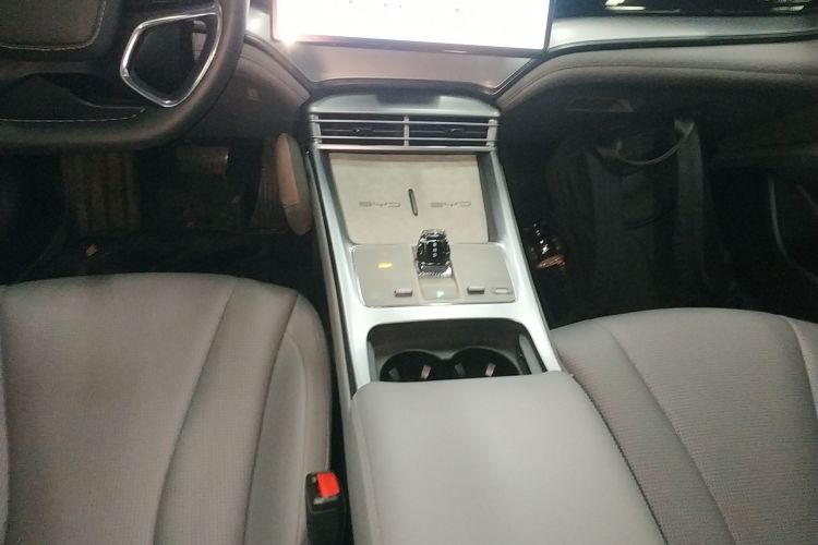 比亚迪 海豹07 DM-i 2025款 DM-i 1.5L 125km 精英型局部细节18