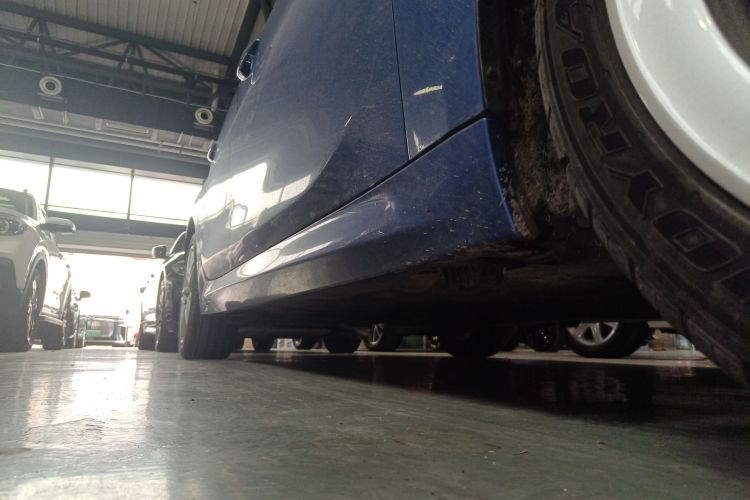 宝马1系 2020款 120i M运动套装局部细节9001