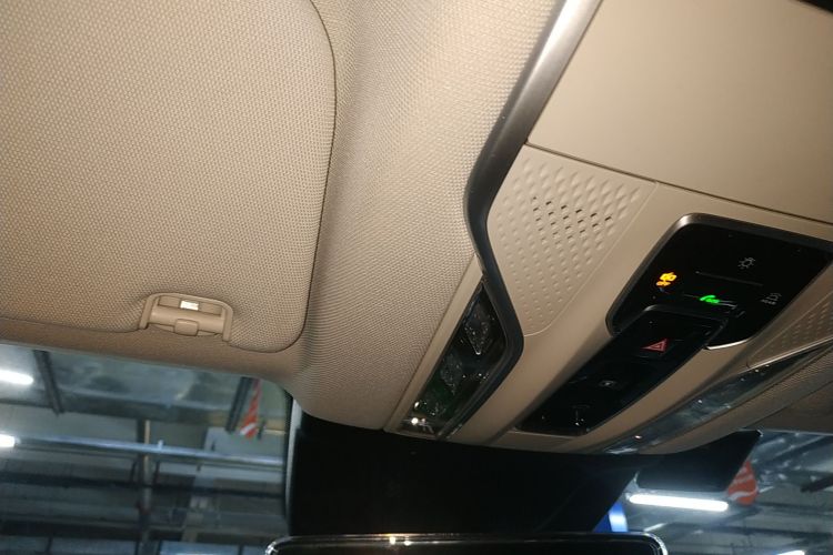 红旗HS3 2023款 2.0T 四驱有为版中控内饰22