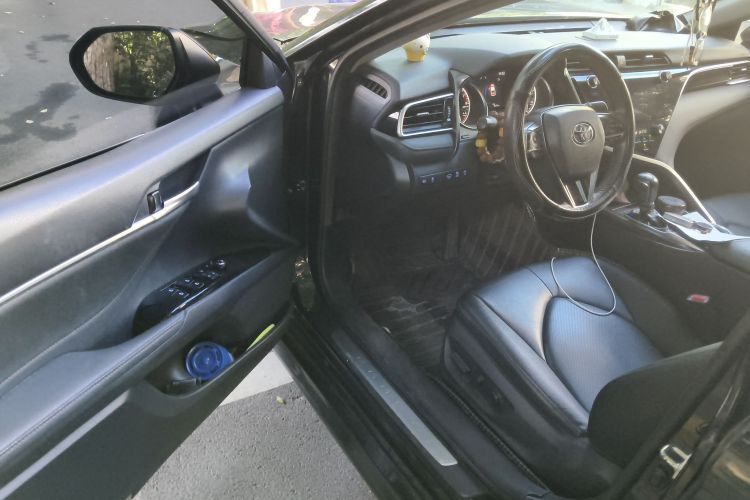 丰田 凯美瑞 2019款 改款 2.0G 豪华版中控内饰7003