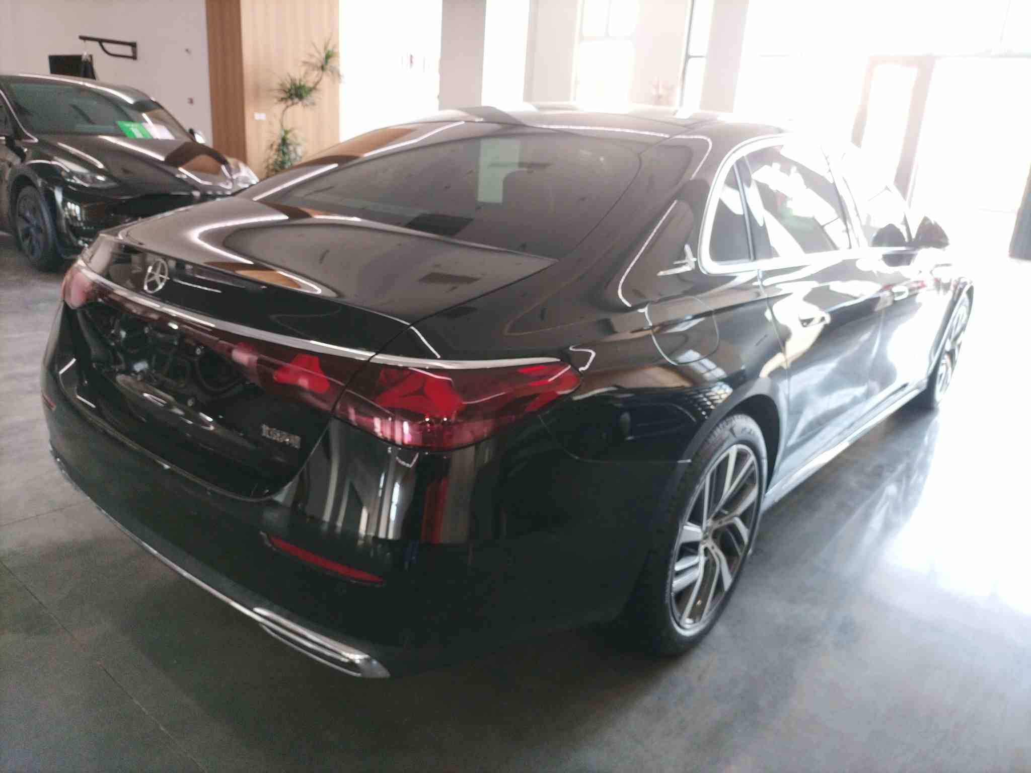 奔驰E级 2024款 E 300 L 时尚型(5)