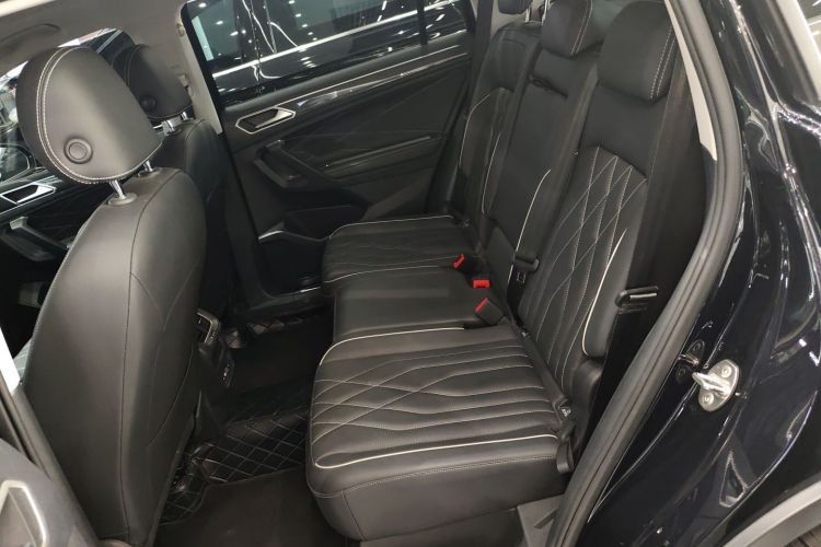 大众 途观L 2024款 330TSI 自动两驱R-Line越享版中控内饰7004