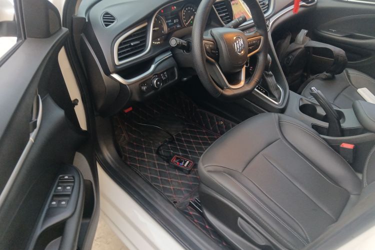 别克 英朗 2021款 改款 典范 1.5L 自动精英型中控内饰7003