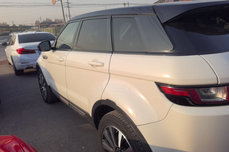 路虎 揽胜极光 2018款 240PS SE 智耀版车身外观4