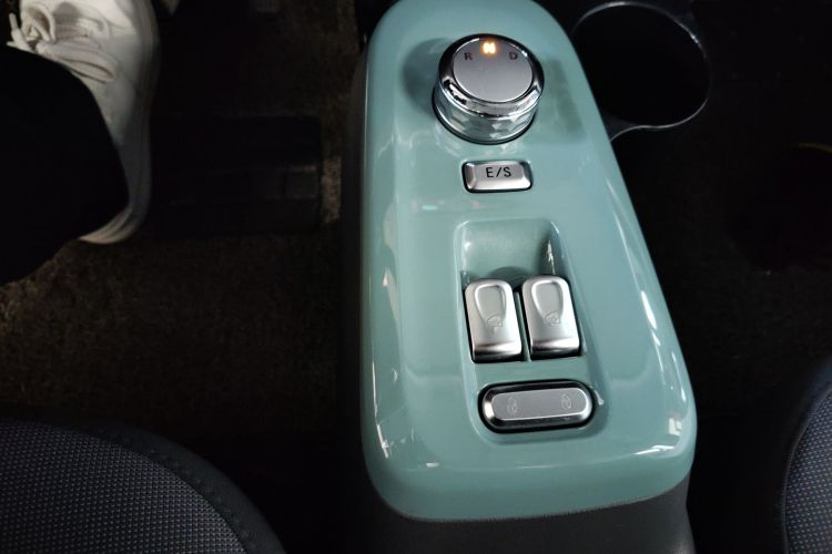 长安启源 长安Lumin 2022款 210km 香甜款中控内饰18