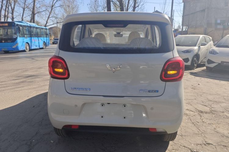五菱汽车 宏光MINIEV 2025款 四门版 进阶款车身外观6