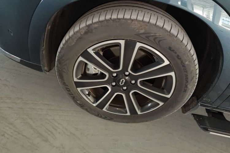 鸿蒙智行 问界M7 2024款 1.5T 智驾后驱Ultra版 5座车身外观6007