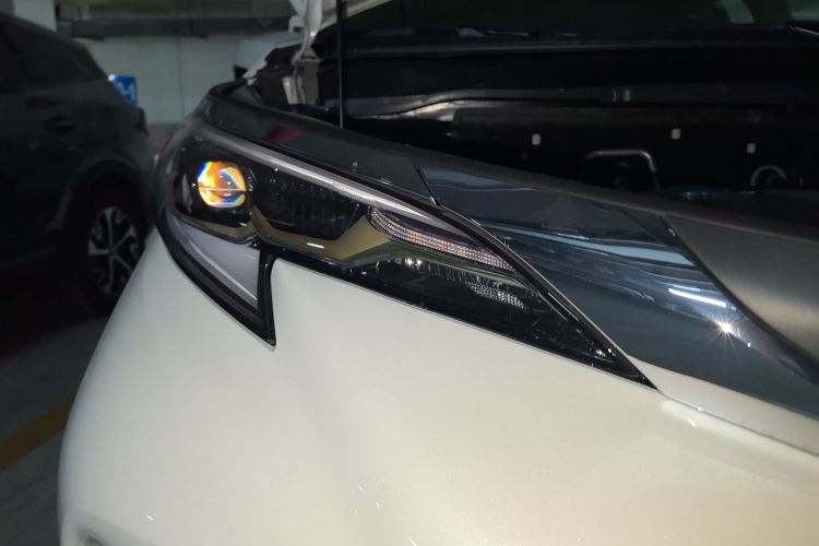 丰田 格瑞维亚 2026款 2.5L混动 舒适版车身外观8