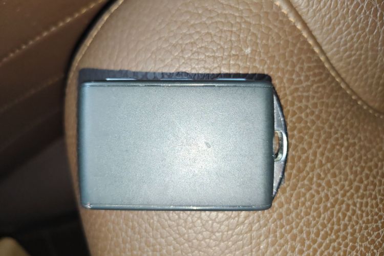 沃尔沃S90 2019款 T5 智远版中控内饰7001