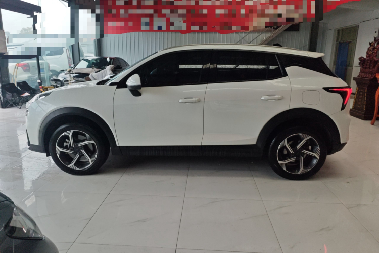 领克06 2023款 Remix 1.5T 劲Pro车身外观6003