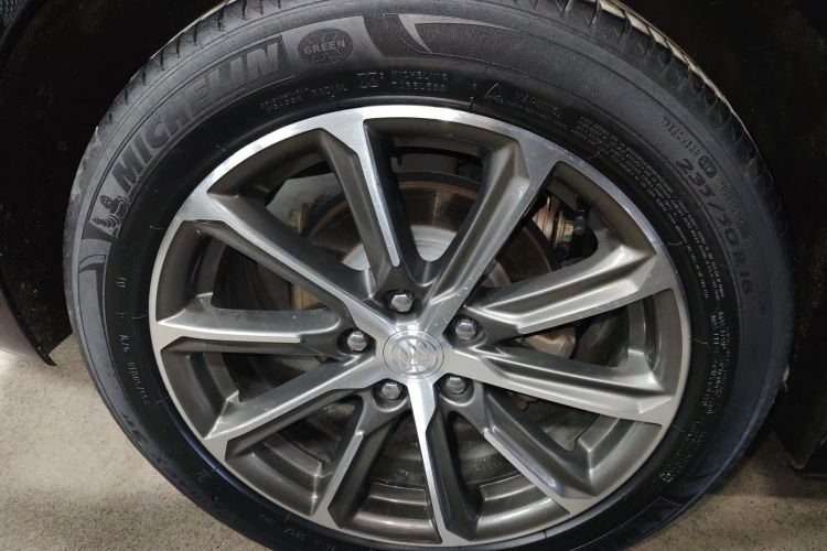 别克 君越 2020款 652T 豪华型车身外观6001