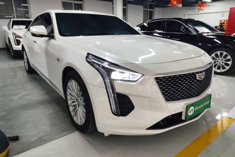 凯迪拉克CT6 2021款 28T 时尚型车身外观3