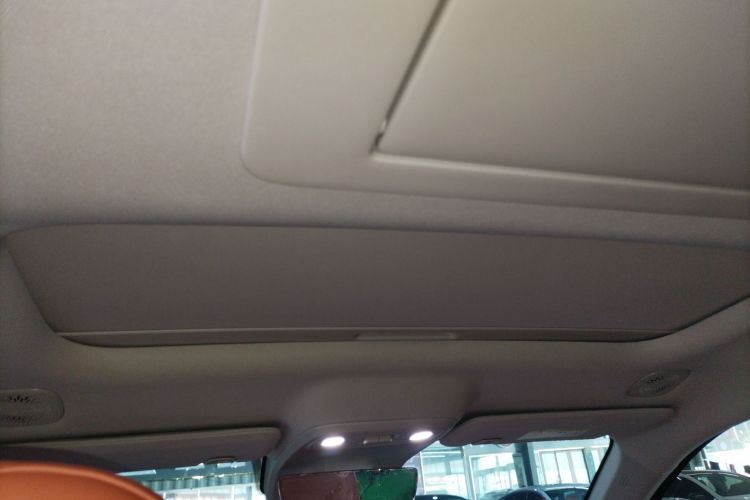 零跑汽车 零跑C16 2024款 增程 200激光雷达版中控内饰22