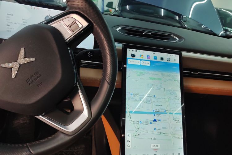 小鹏P5 2022款 550E中控内饰18