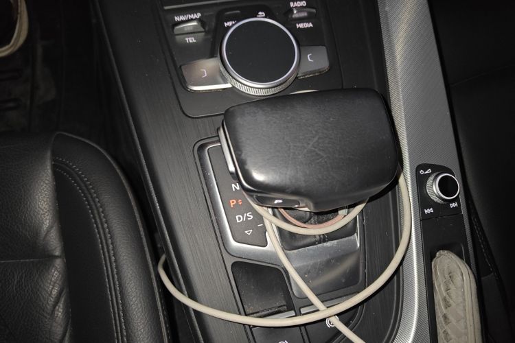 奥迪A4(进口) 2017款 45 TFSI allroad quattro 时尚型中控内饰18