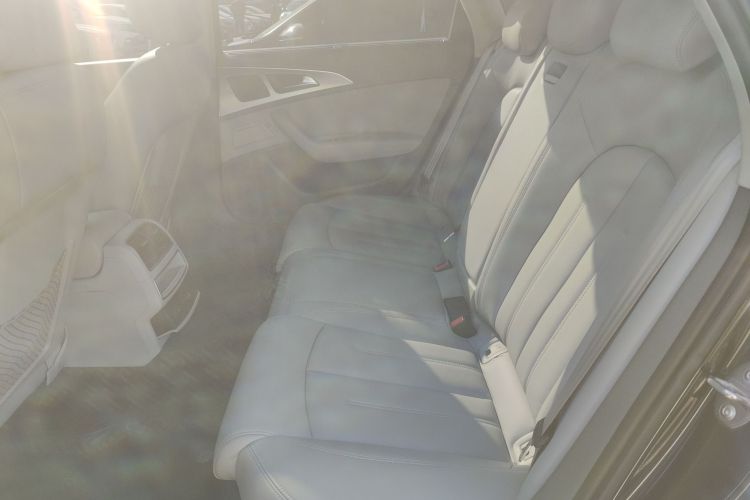 奥迪A6L 2014款 TFSI 标准型中控内饰21