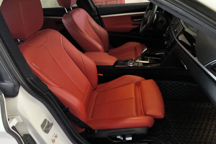 宝马3系GT 2020款 320i M运动曜夜版局部细节41