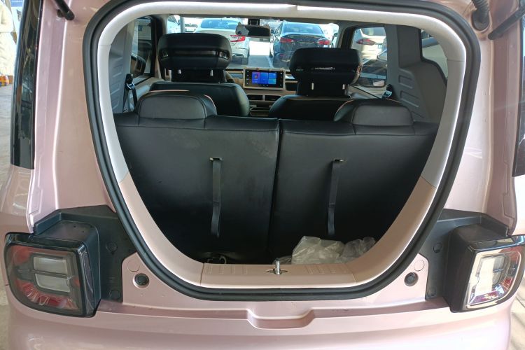 吉利银河 2024款 熊猫mini 200km 耐力熊机舱底盘23