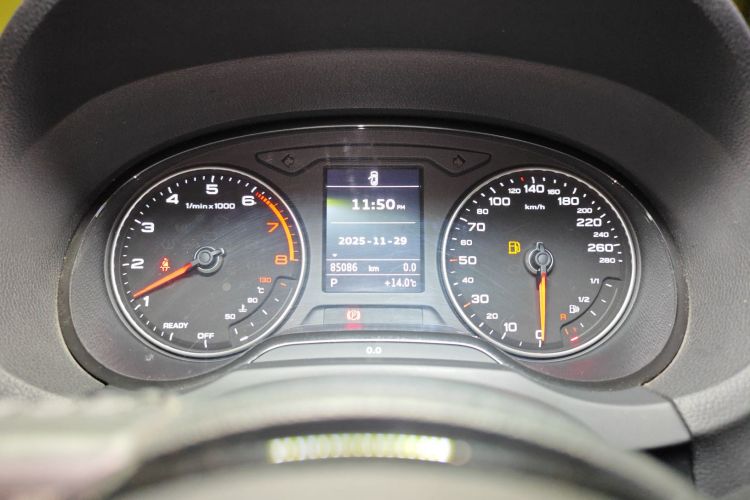 奥迪A3 2020款 Sportback 35 TFSI 进取型 国VI中控内饰14