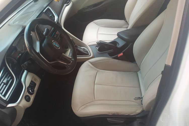 别克 英朗 2018款 15T 双离合精英型 国V中控内饰19