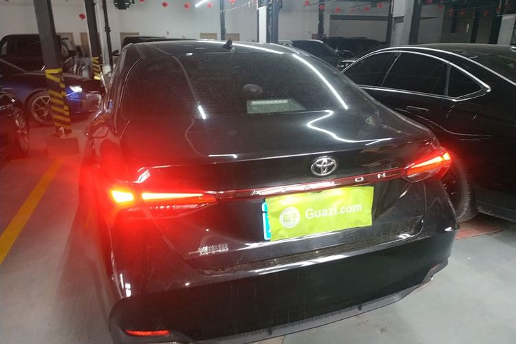 丰田 亚洲龙 2022款 2.0L 豪华版车身外观6