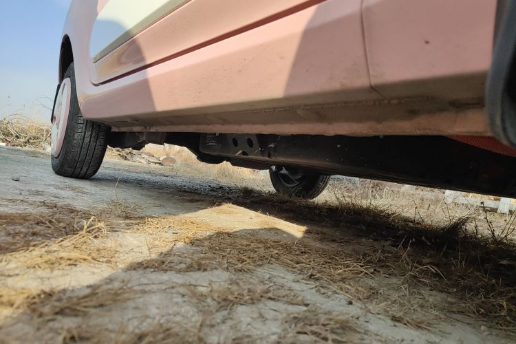 奔腾小马 2025款 222km 闪电马局部细节9001