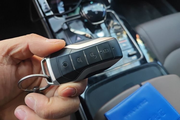 比亚迪 汉 2020款 EV 超长续航版豪华型中控内饰11