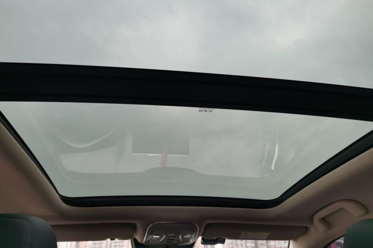 比亚迪 唐 2019款 2.0T 自动智联尊贵型 5座 国VI中控内饰22