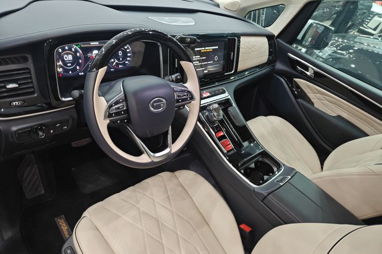 广汽传祺 传祺M8 2021款 大师系列 390T 四座御尊版中控内饰12