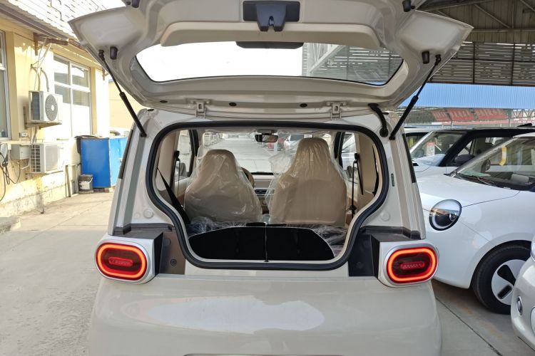 五菱汽车 宏光MINIEV 2024款 第三代 215km 青春版局部细节23