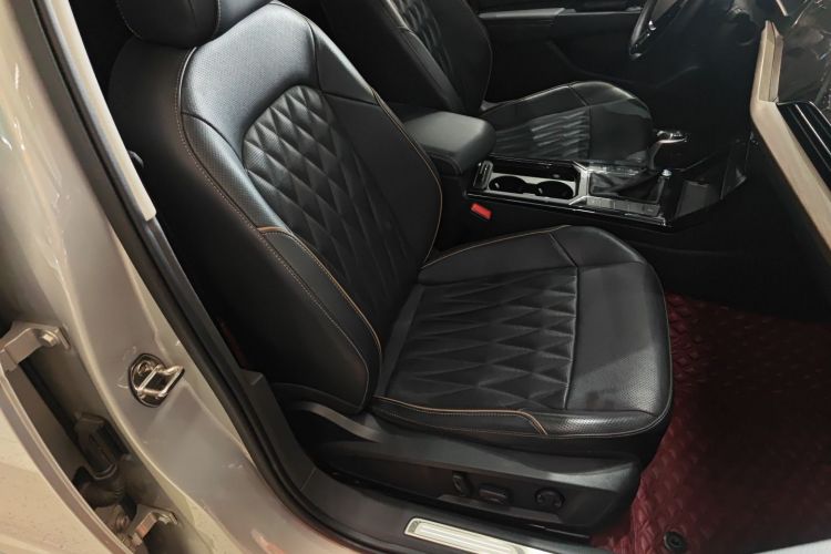 大众 帕萨特 2020款 改款 330TSI 豪华版 国VI局部细节41